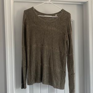 Lightweight knit tan sweater. Size M.